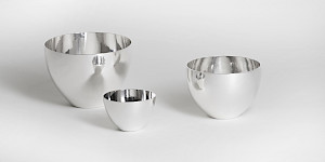 Three Bowls, 2021 and 2023
Silver 925
145 x ∅ 198 mm,
52 x ∅ 80 mm, 81 x ∅ 118 mm
Photography Knud Dobberke